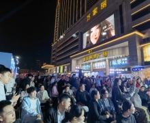 �����������������һ���۹����ڣ�����������������̬