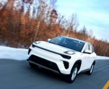 Ļ˳£LFSƽ̨SUV