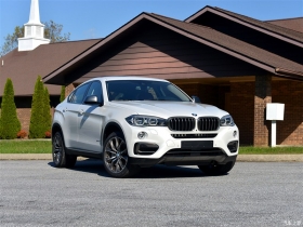 2015 xDrive50i