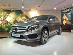 2015 GLA 260 4MATIC˹ر